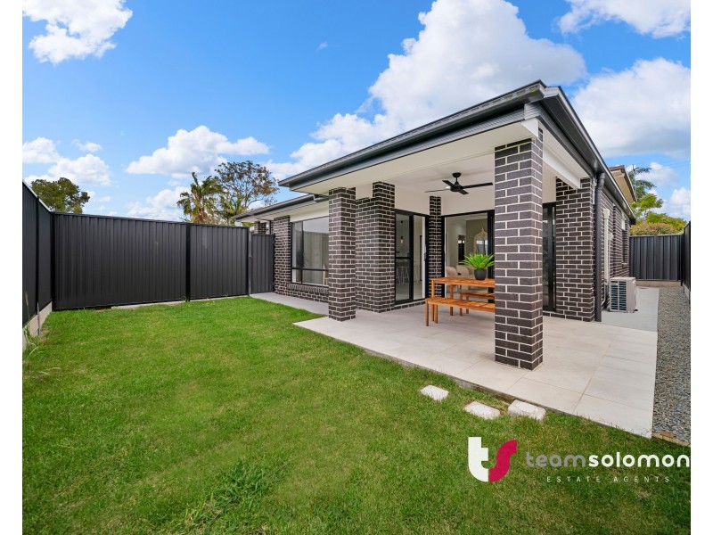 27 Lawn Terrace, Capalaba QLD 4157
