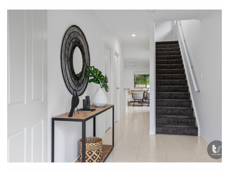 14a Riseborough Terrace, Cleveland QLD 4163