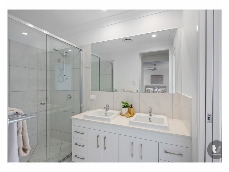 14a Riseborough Terrace, Cleveland QLD 4163