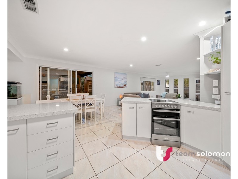 2 Carinya Street, Cleveland QLD 4163