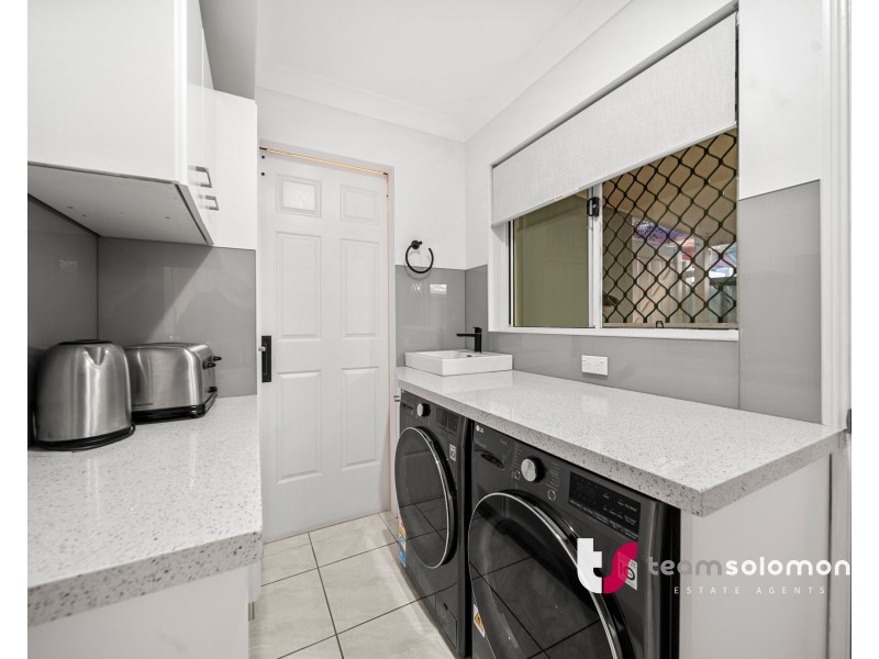 2 Carinya Street, Cleveland QLD 4163