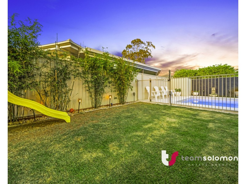 2 Carinya Street, Cleveland QLD 4163