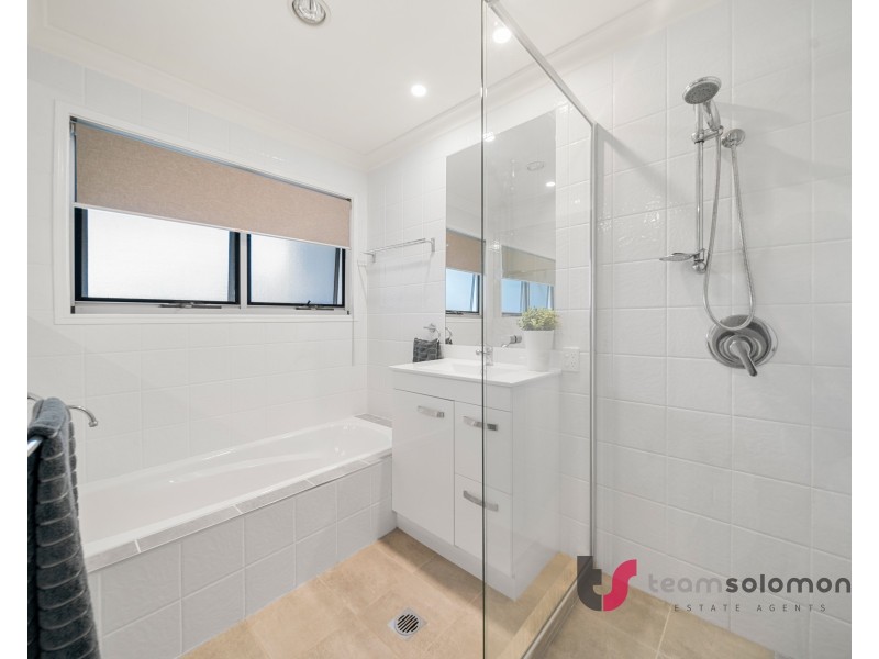 26 Gray Street, Redland Bay QLD 4165