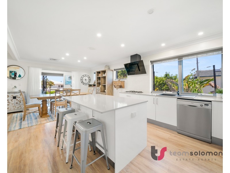 26 Gray Street, Redland Bay QLD 4165
