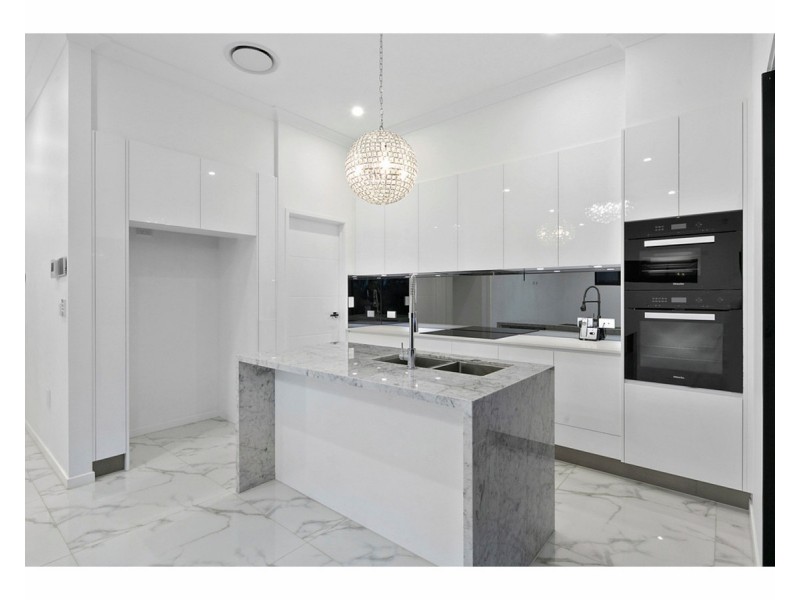 3/285 Main Road, Wellington Point QLD 4160