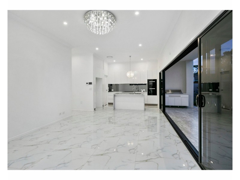 3/285 Main Road, Wellington Point QLD 4160