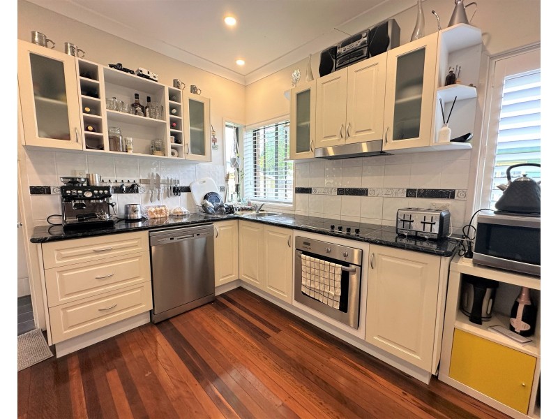 42 Northcliffe Street, Murarrie QLD 4172