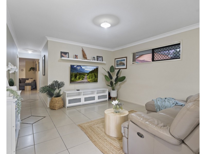 13 Henry Street, Thorneside QLD 4158
