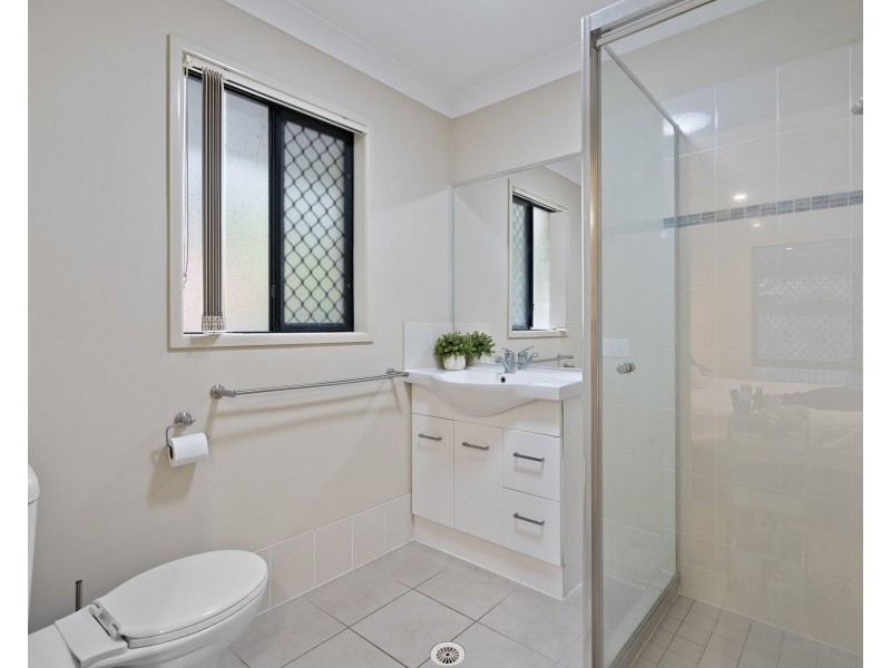 13 Henry Street, Thorneside QLD 4158