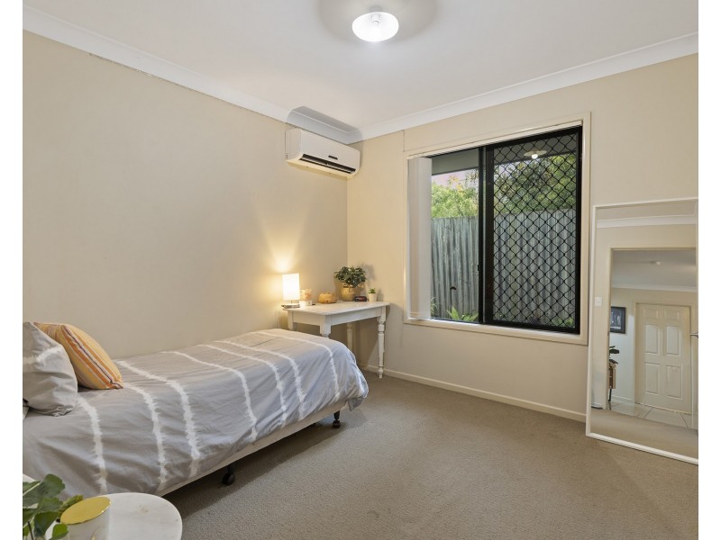 13 Henry Street, Thorneside QLD 4158