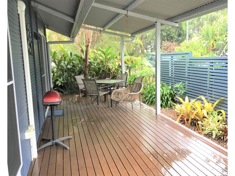 21 Carefree Street, Coochiemudlo Island QLD 4184