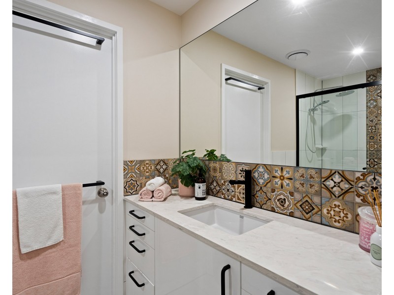 2 Chardonnay Court, Thornlands QLD 4164