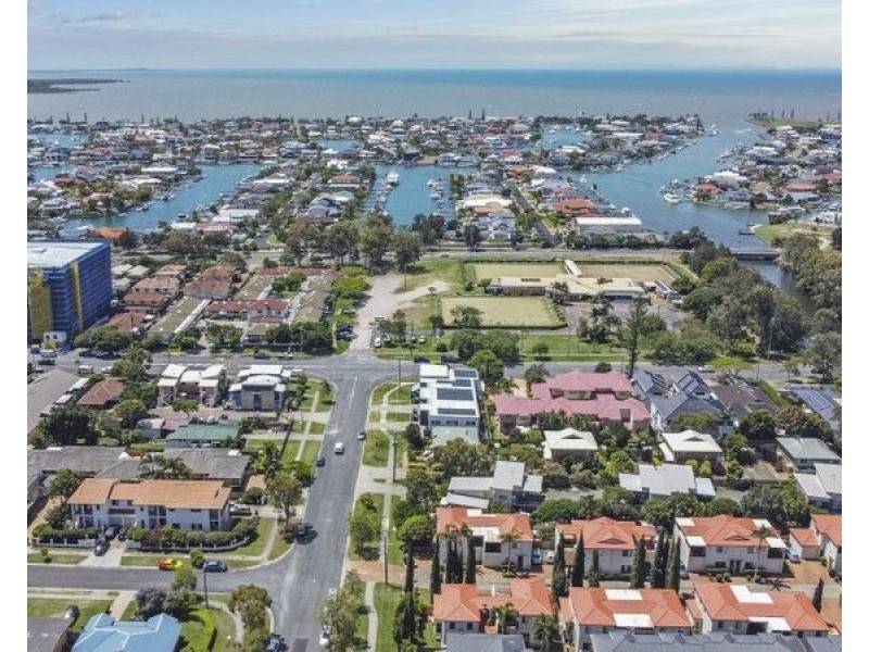 2/17 Island Street, Cleveland QLD 4163