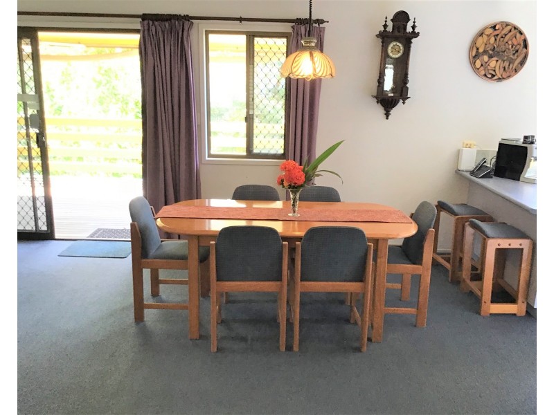 16 James Street, Coochiemudlo Island QLD 4184