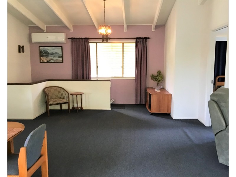 16 James Street, Coochiemudlo Island QLD 4184