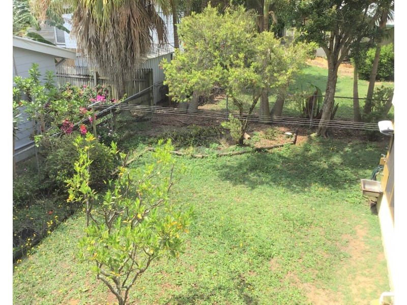 16 James Street, Coochiemudlo Island QLD 4184