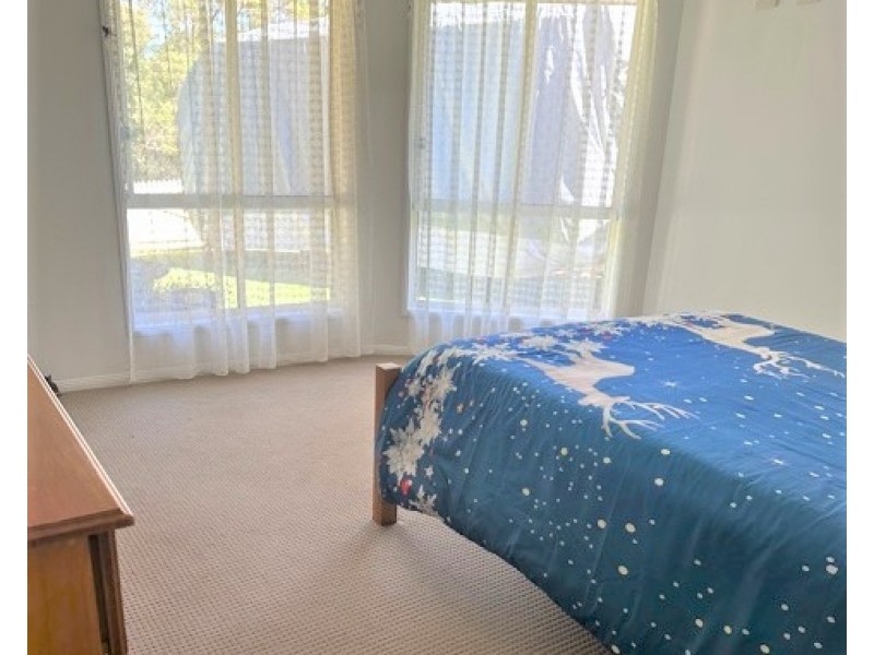 73 Carinyan Drive, Birkdale QLD 4159