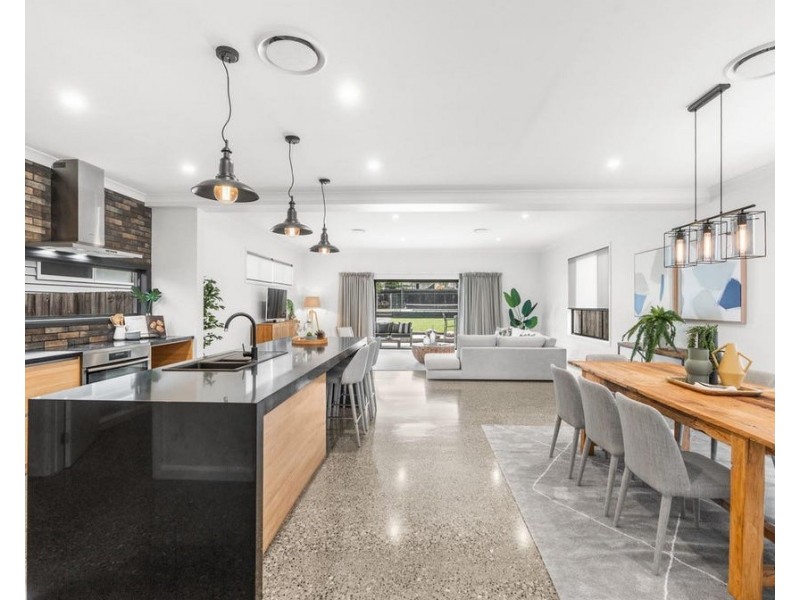 135 Blackwood Road, Manly West QLD 4179