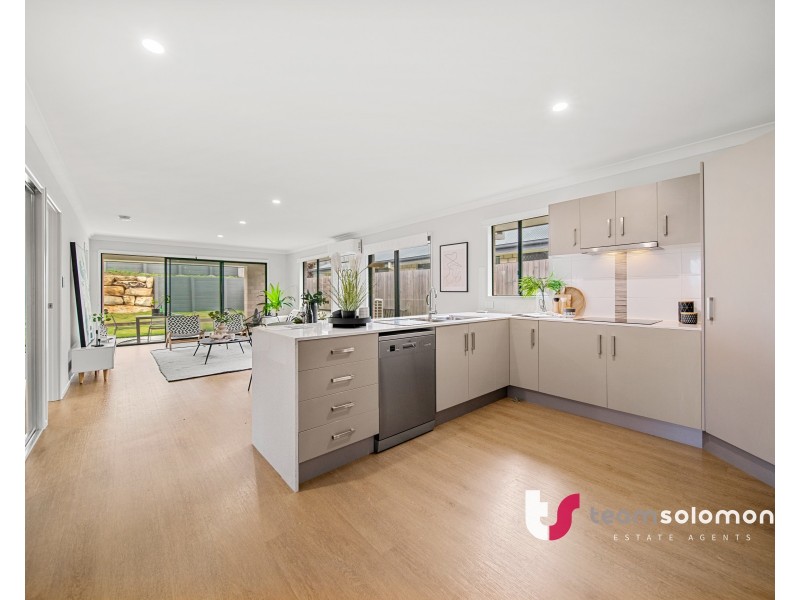 71a Unwin Road, Redland Bay QLD 4165