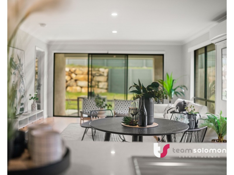 71a Unwin Road, Redland Bay QLD 4165