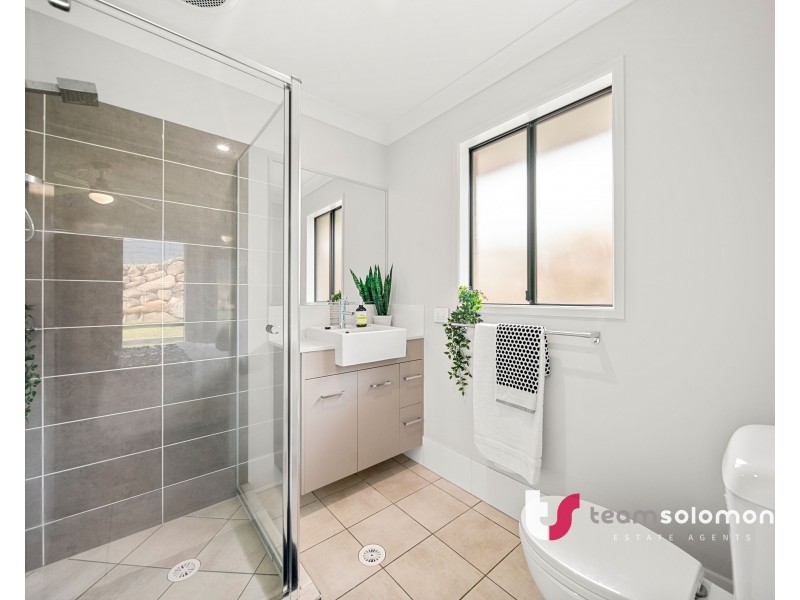 71a Unwin Road, Redland Bay QLD 4165