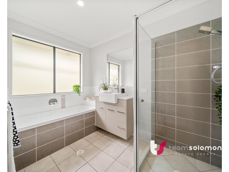 71a Unwin Road, Redland Bay QLD 4165