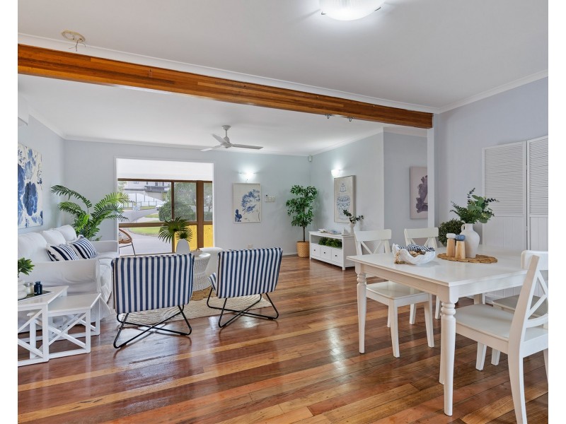 27 Spoonbill Street, Birkdale QLD 4159