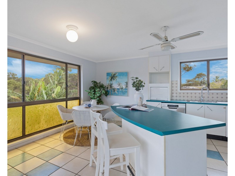 27 Spoonbill Street, Birkdale QLD 4159