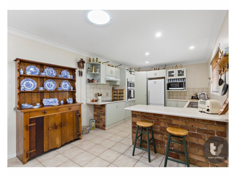 11 Tarcutta Street, Cleveland QLD 4163