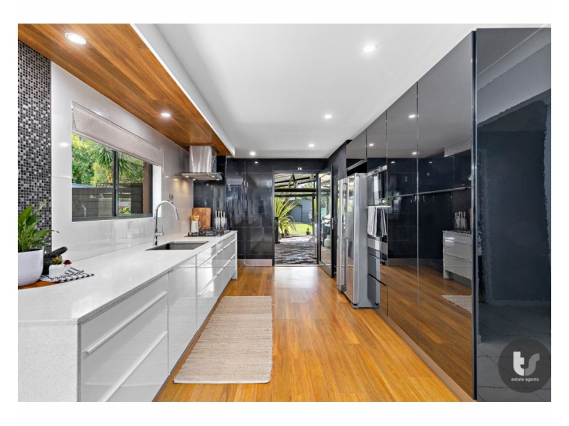 227 Main Street, Redland Bay QLD 4165