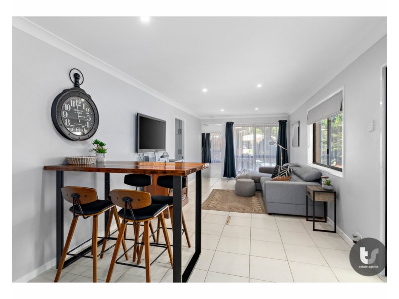 227 Main Street, Redland Bay QLD 4165