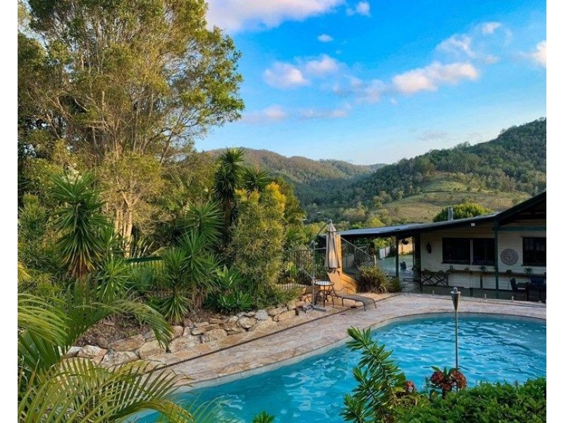 197 Shaws Pocket Road, Luscombe QLD 4207