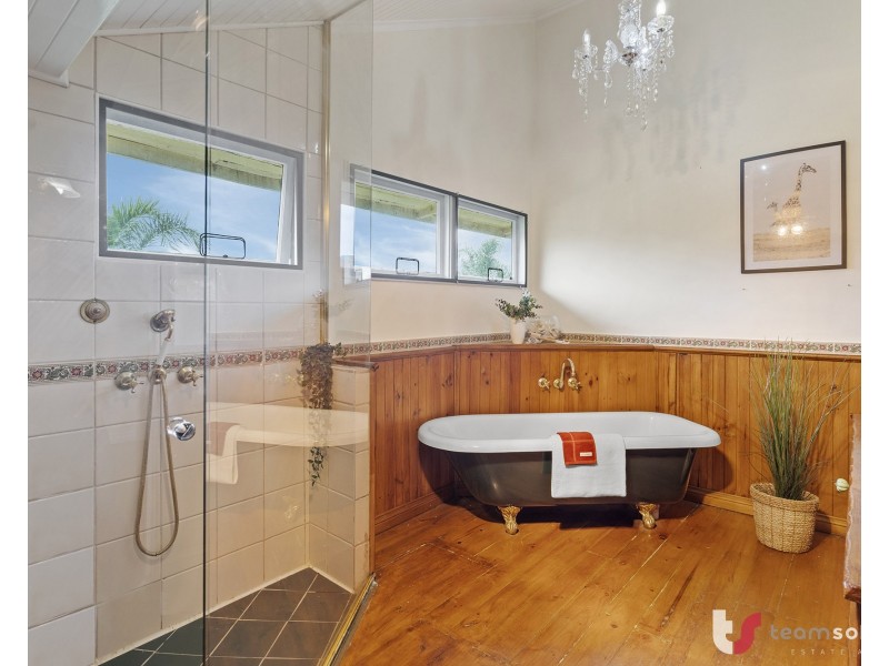 197 Shaws Pocket Road, Luscombe QLD 4207