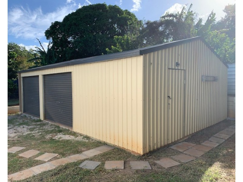 9 Dawn Street, Coochiemudlo Island QLD 4184