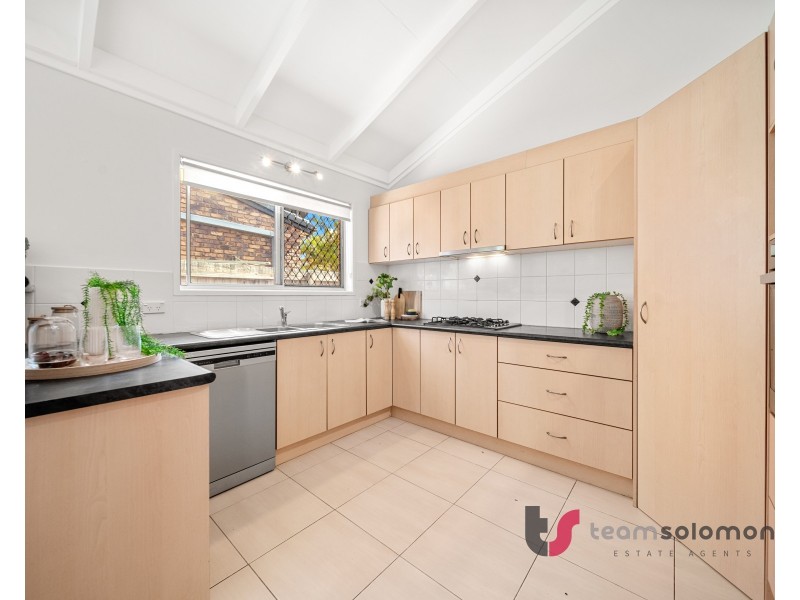 5 Pitt Street, Redland Bay QLD 4165