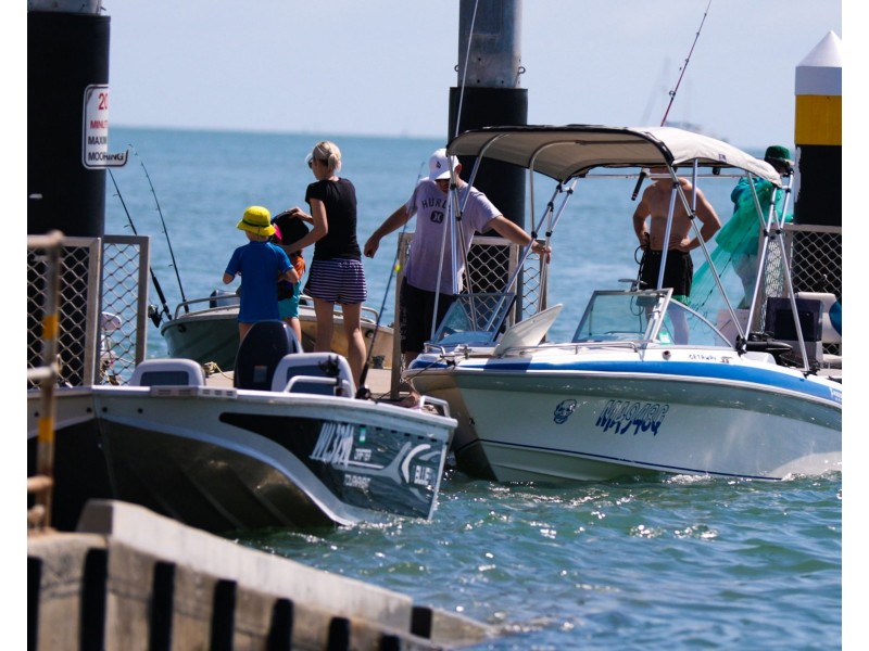 5 Pitt Street, Redland Bay QLD 4165