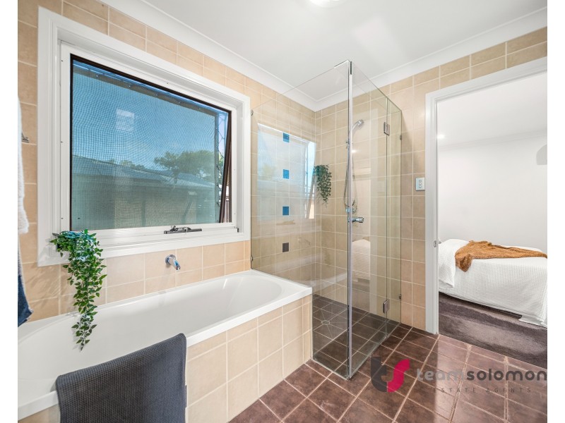 2 Masters Avenue, Victoria Point QLD 4165