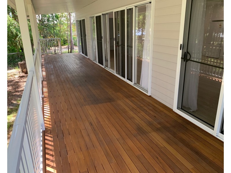 1 Cypress Street, Coochiemudlo Island QLD 4184