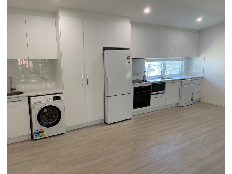 1 Cypress Street, Coochiemudlo Island QLD 4184