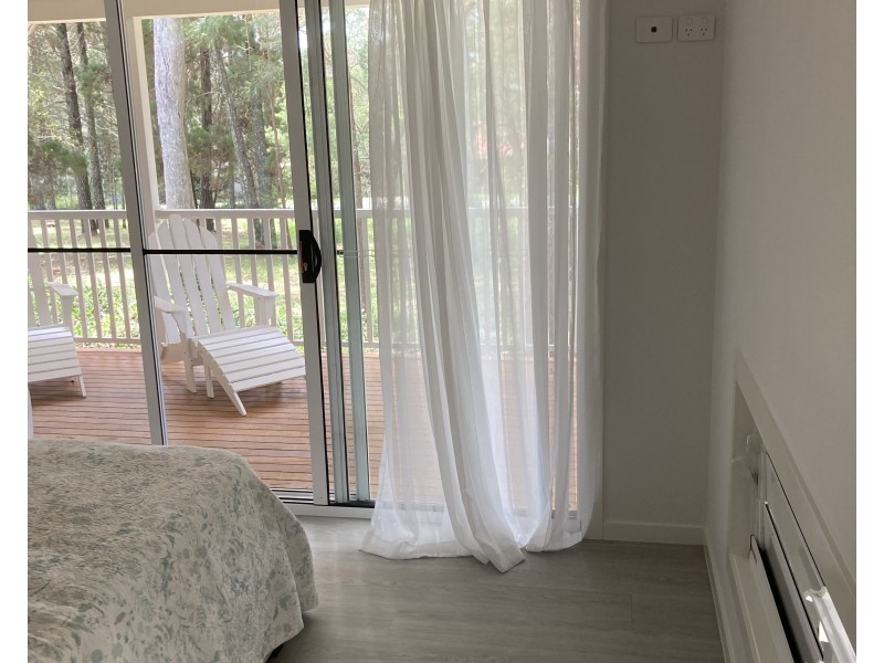 1 Cypress Street, Coochiemudlo Island QLD 4184