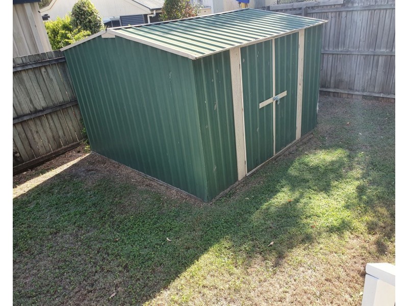 16 Ooyan Street, Coochiemudlo Island QLD 4184