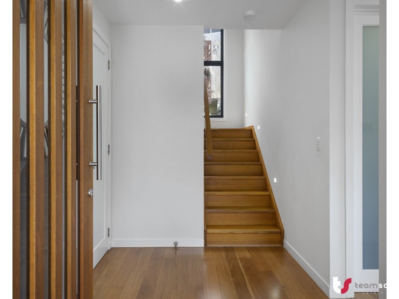 2a Glenvale Street, Cornubia QLD 4130