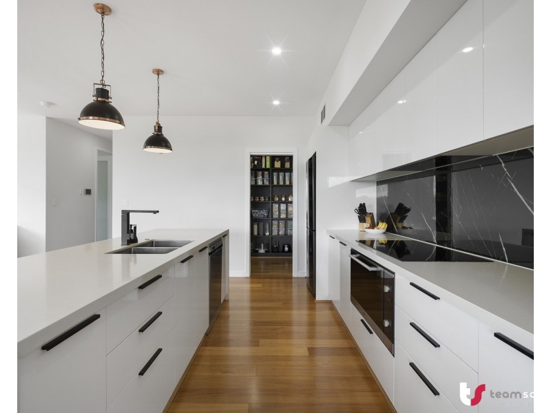 2a Glenvale Street, Cornubia QLD 4130