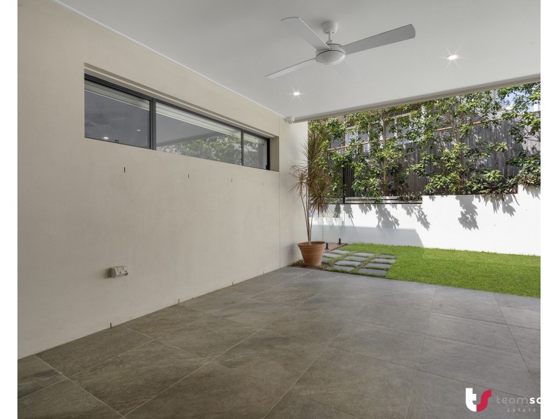 2a Glenvale Street, Cornubia QLD 4130