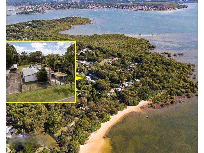 18-20 Mooroondu Street, Coochiemudlo Island QLD 4184