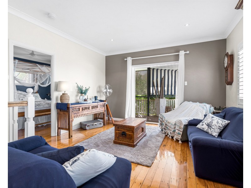 8 Major Court, Birkdale QLD 4159