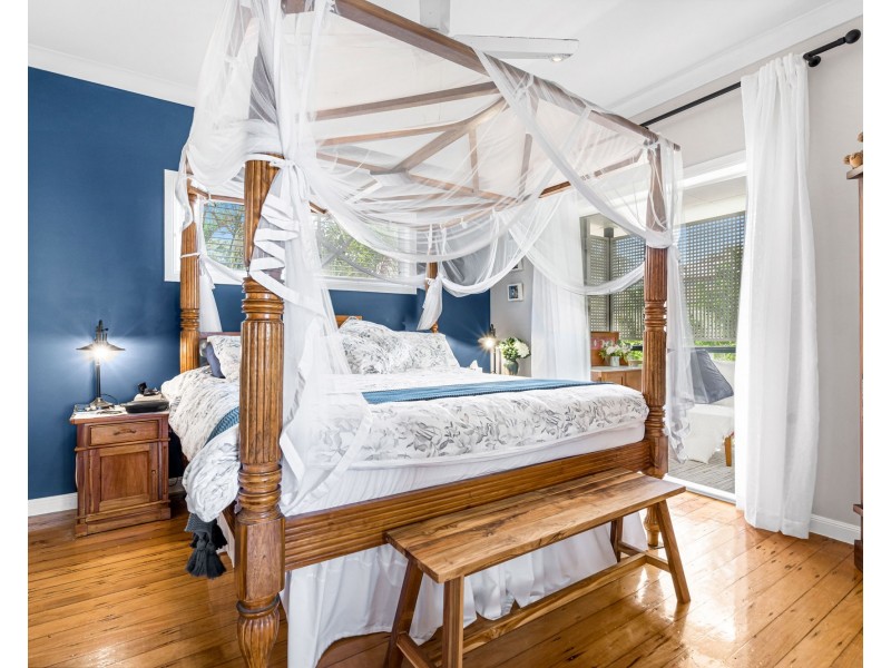 8 Major Court, Birkdale QLD 4159