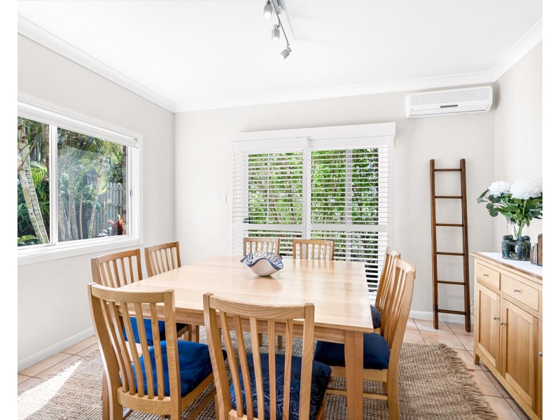 8 Major Court, Birkdale QLD 4159