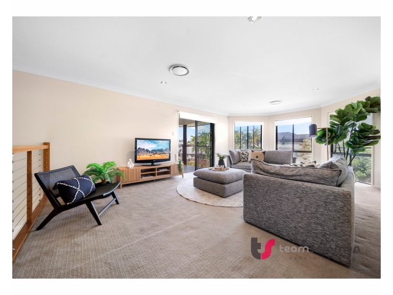 8 Yorston Place, Ormiston QLD 4160