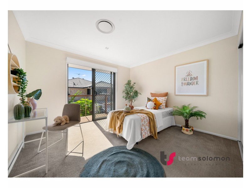 8 Yorston Place, Ormiston QLD 4160